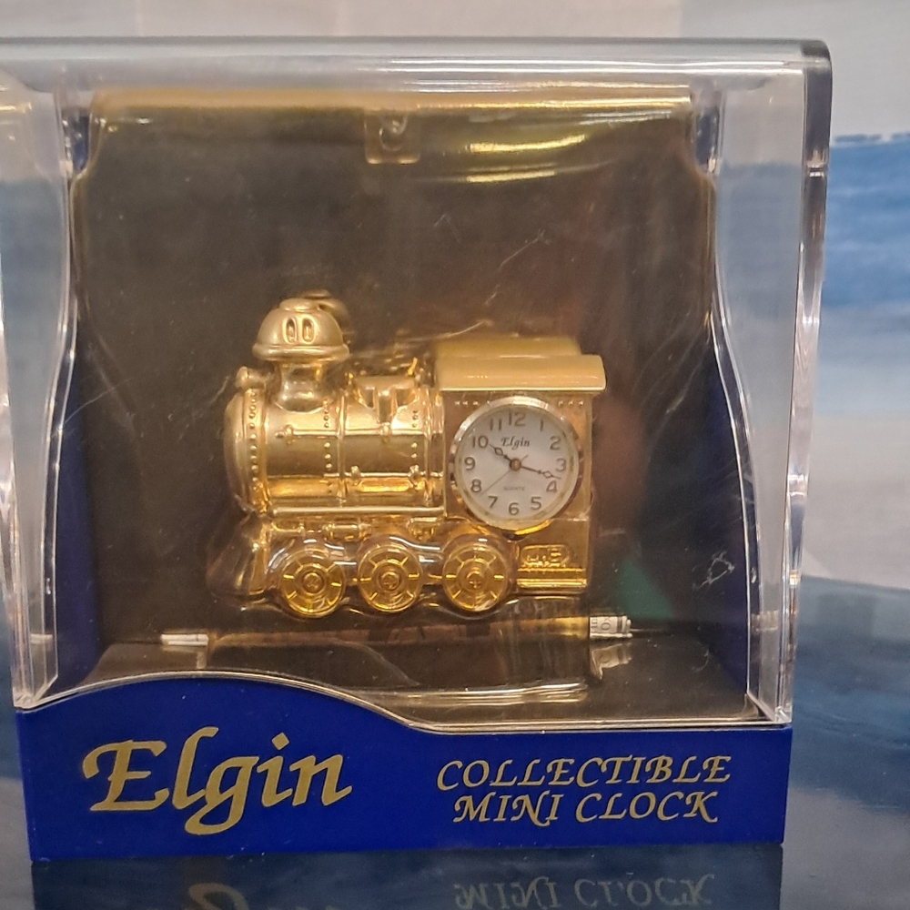 Vinrage Elgin Mini Clock